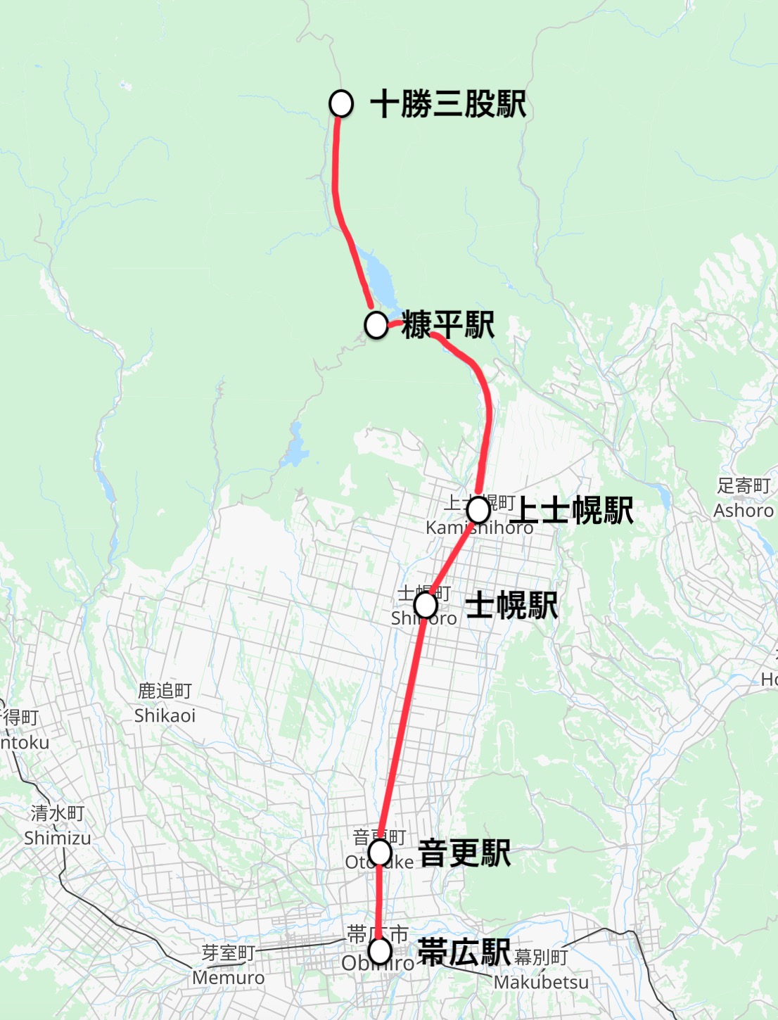 【士幌線】崩壊が進むタウシュベツ川橋梁見学ツアー森の中の廃線跡を探索 - tomotabitrip