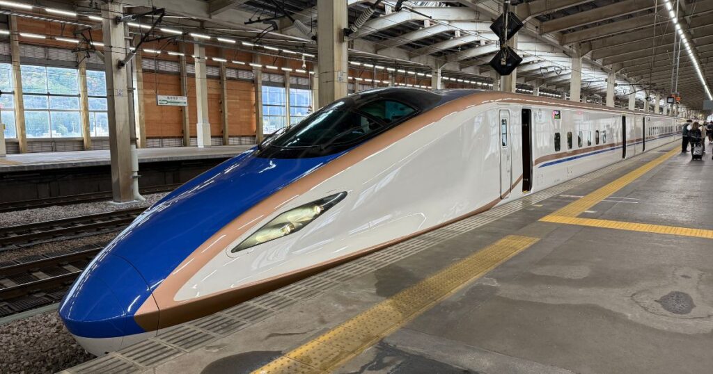 撮影記】越後湯沢駅100周年号｜EF64形プッシュプルが走った上越線の 