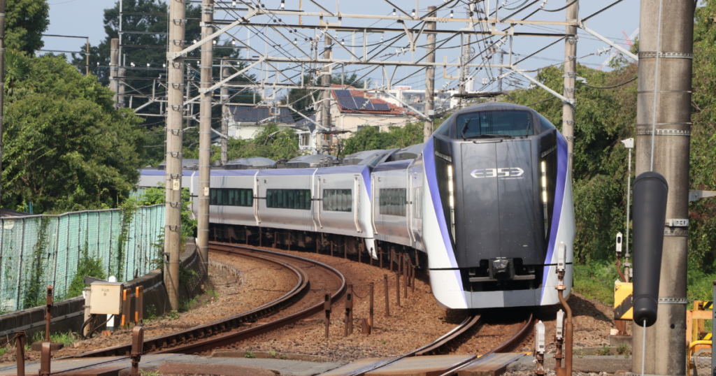 E353系