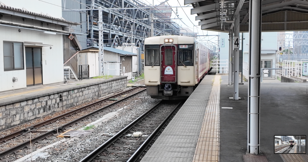 長野駅に入線するおいこっと